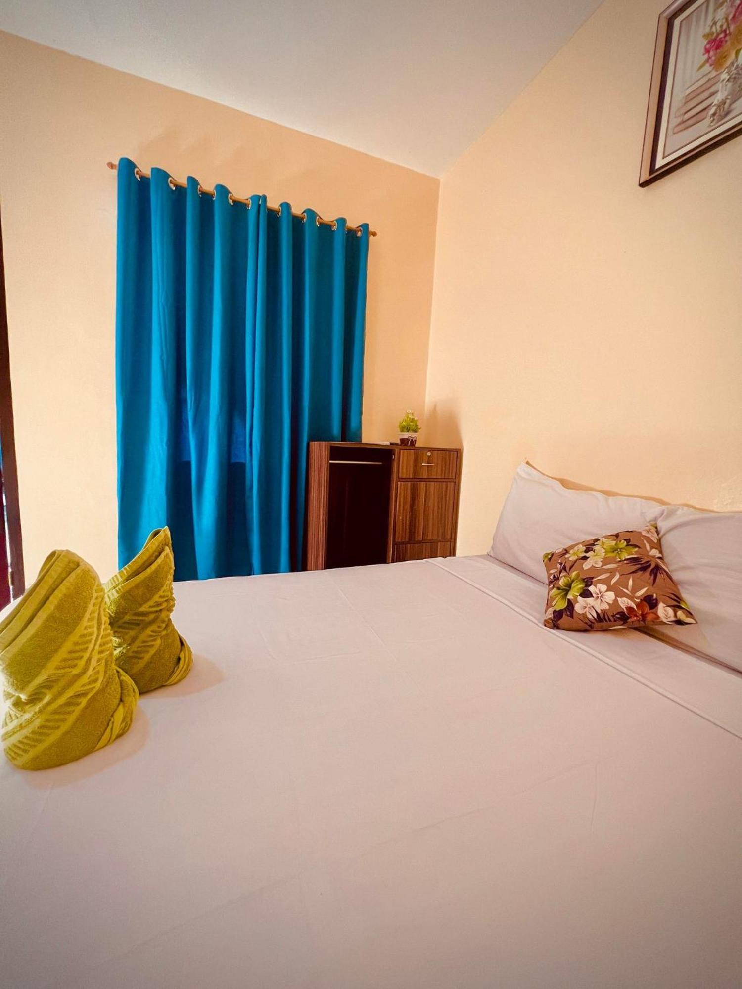 Indino Guesthouse โมอัลโบอัล ภายนอก รูปภาพ