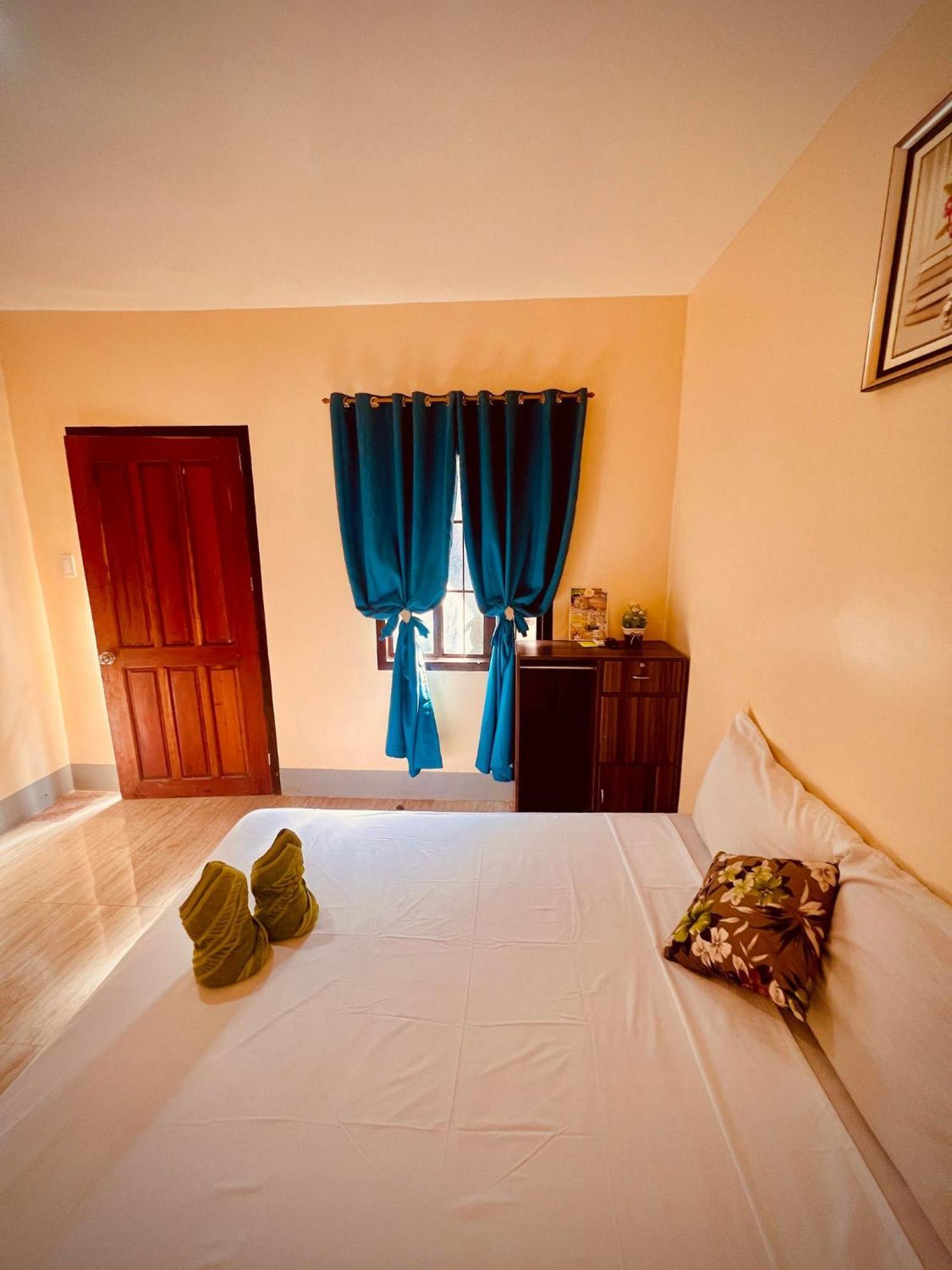 Indino Guesthouse โมอัลโบอัล ภายนอก รูปภาพ