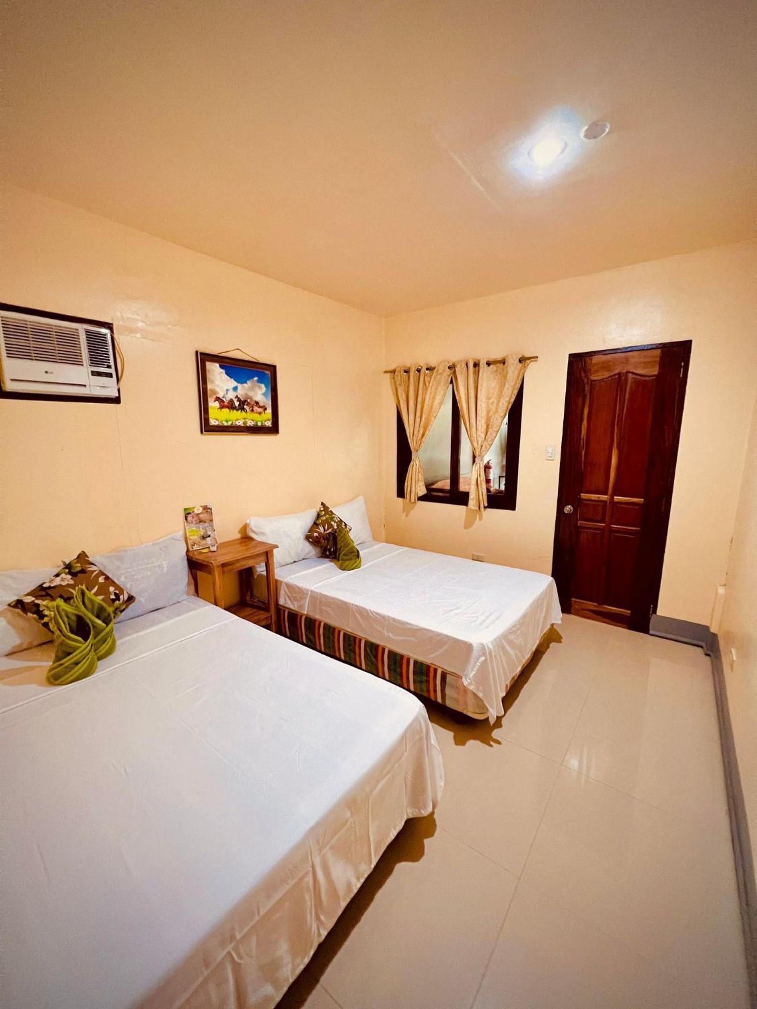 Indino Guesthouse โมอัลโบอัล ภายนอก รูปภาพ